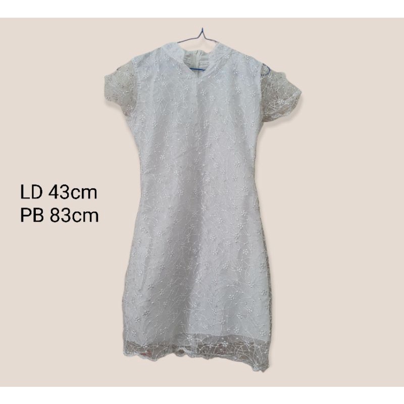 PRELOVED DRESS BROKAT