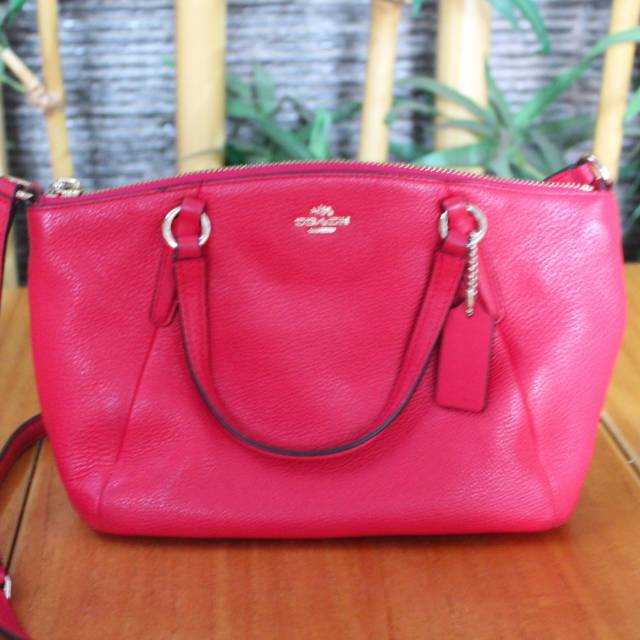 Coach mini kelsey shocking pink (PRELOVED)