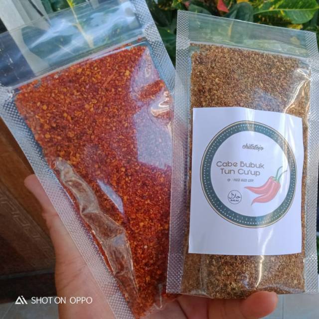 

Cabe bubuk homemade Tun Cu'up (100% Ori Cabe asli)