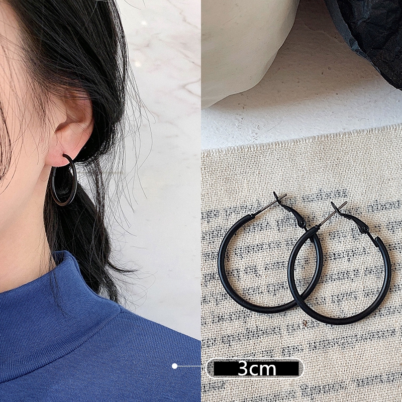 ladies accesories earrings Aksesoris fashion wanita gaya Korea sederhana klasik anting lingkaran besar berlebihan-Black 3cm