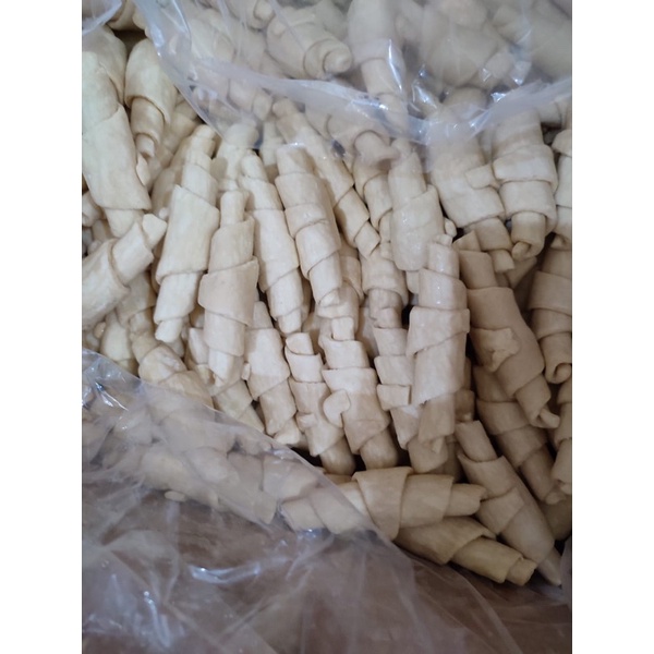 

mini croissant beku isi 10pcs