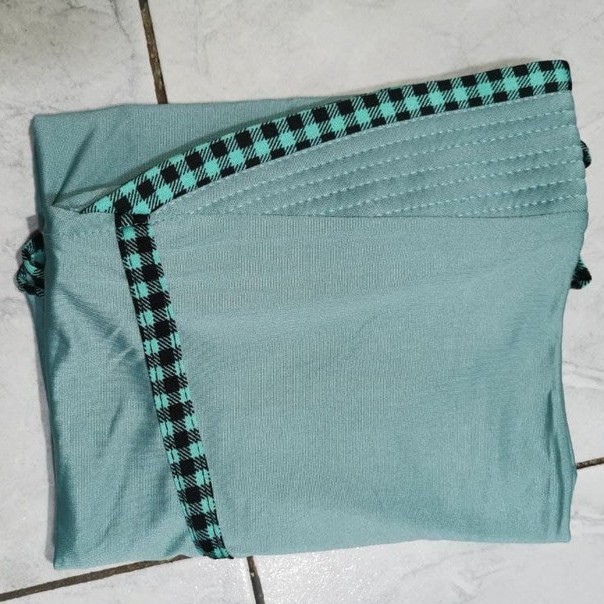 [COD] Termurah -  Jilbab Instan Serut Kotak | Hijab Serut Inayah Jilbab Jersi Serut Jersey Jumbo-Hijau Wardah