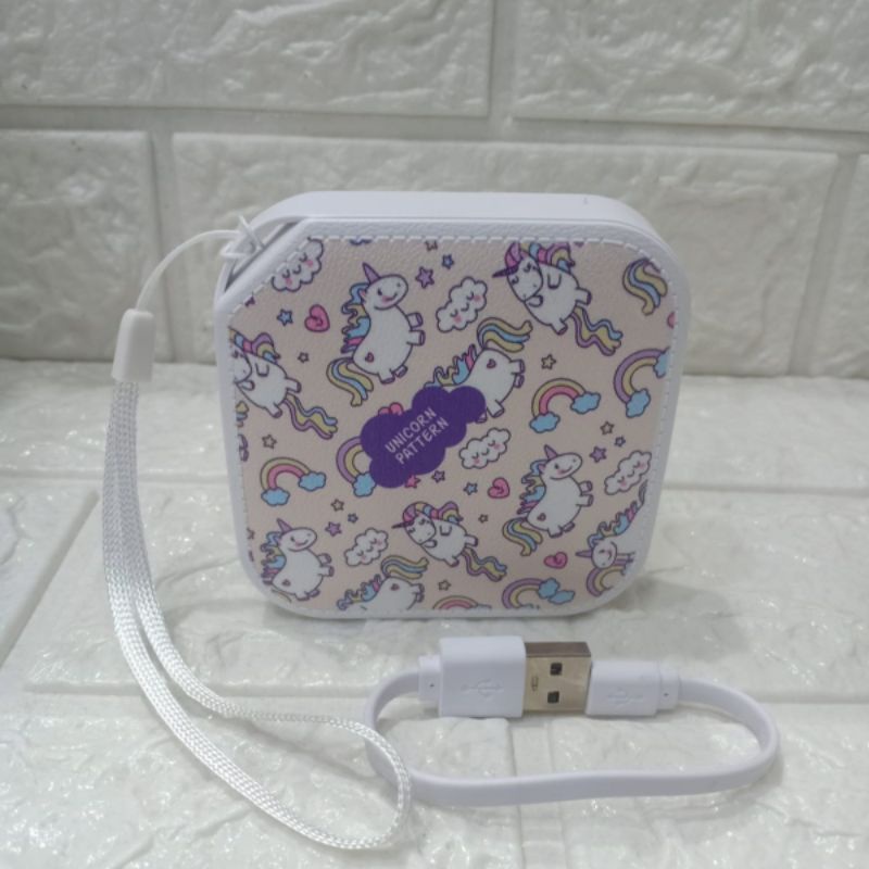 Powerbank Motif Karakter Lucu