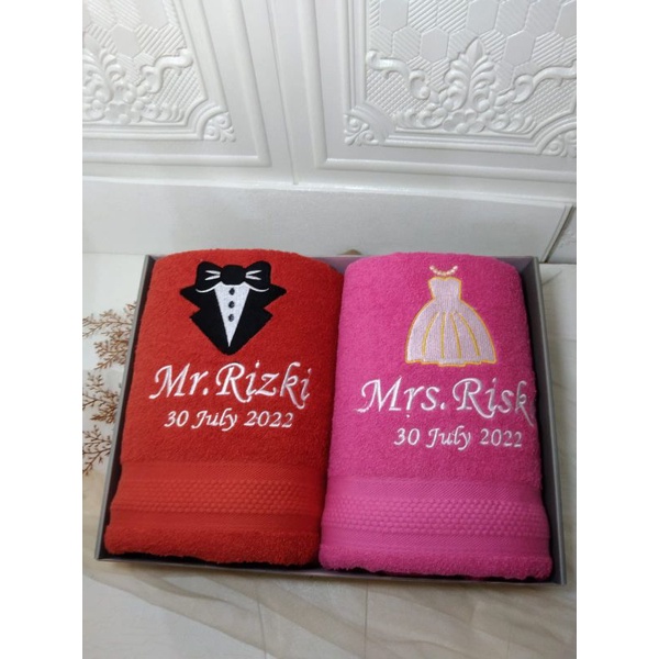 2pcs handuk bordir custom /handuk couple wedding custom bordir+box