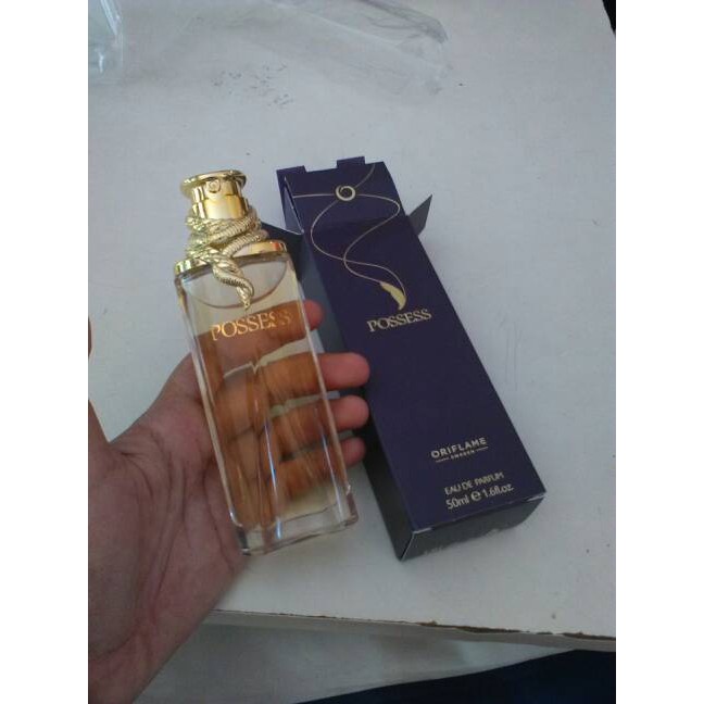 Parfum possess