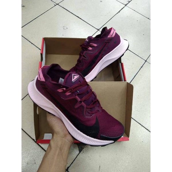 SEPATU NIKE ZOOM PEGASUS TURBO TRAIL 2 MAROON