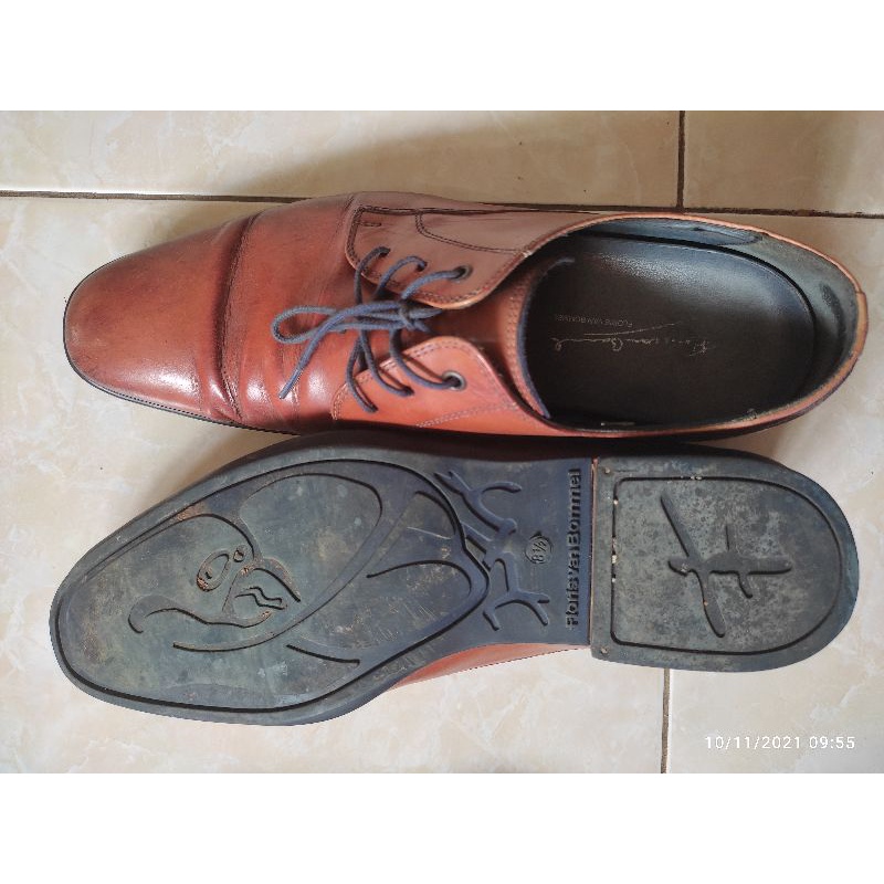 Sepatu Pantofel Floris Van Bommel size 42,5