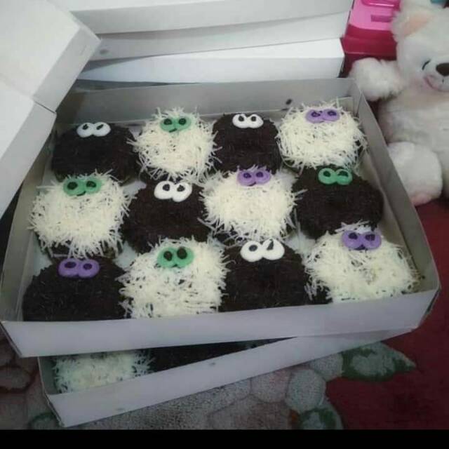 

Donat Elmo gondrong