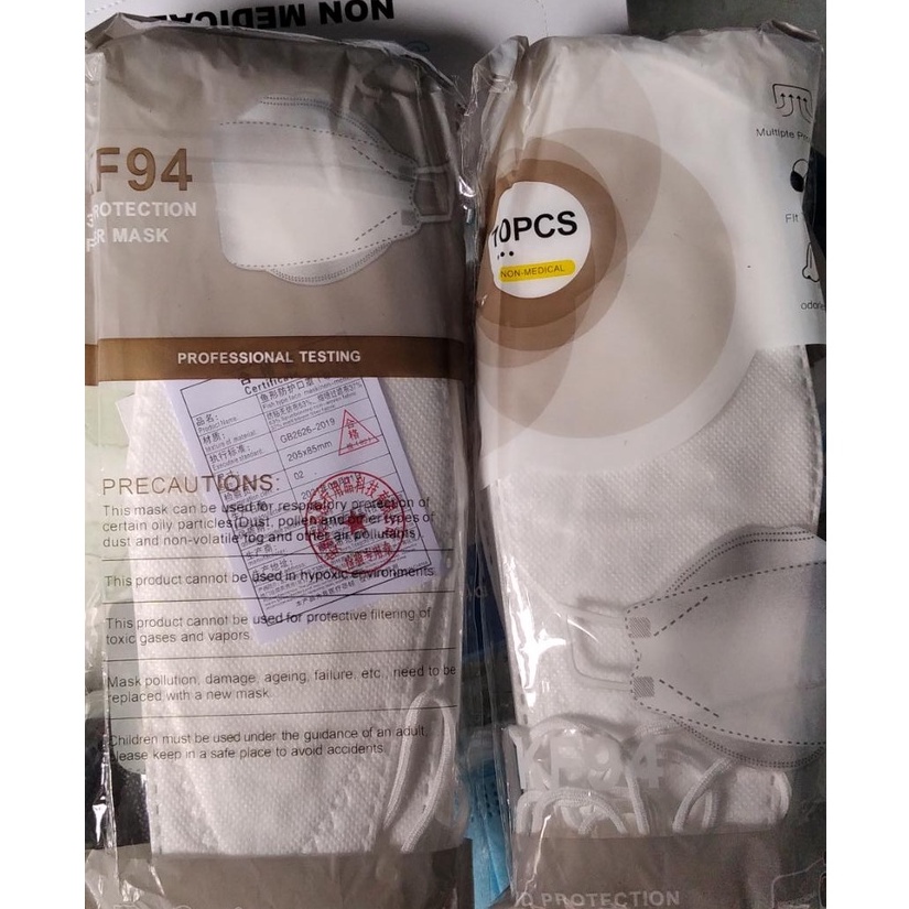

MASKER KF94 HITAM / PUTIH ISI 10pcs