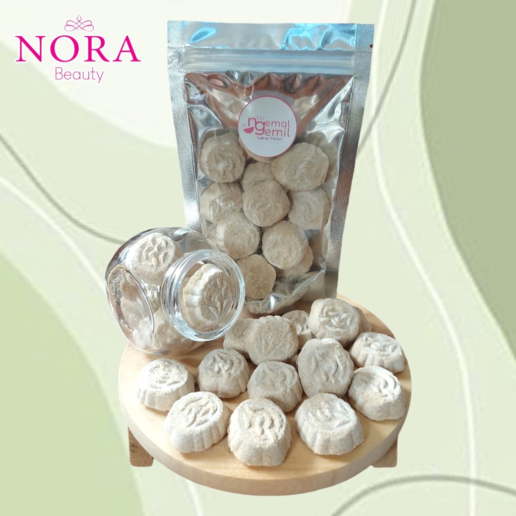 

Cemilan Kue Satru Kacang Hijau Homemade Kualitas Premium (Kue Tradisional / Snack Jadul) (Variasi) // murah