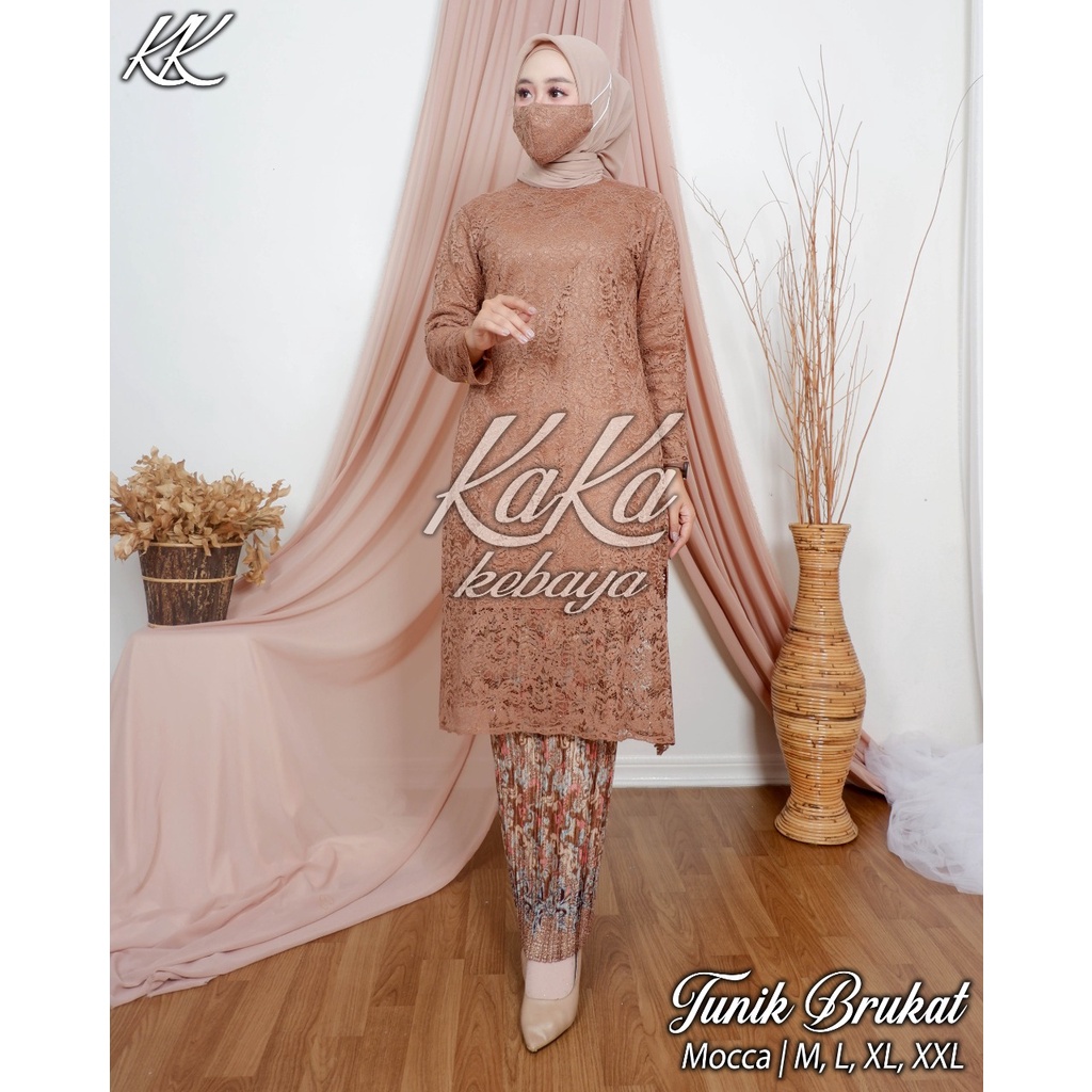 Setelan Kebaya Modern Longcape Brokat / Tunik Brukat Cream Mocca dan Lainnya