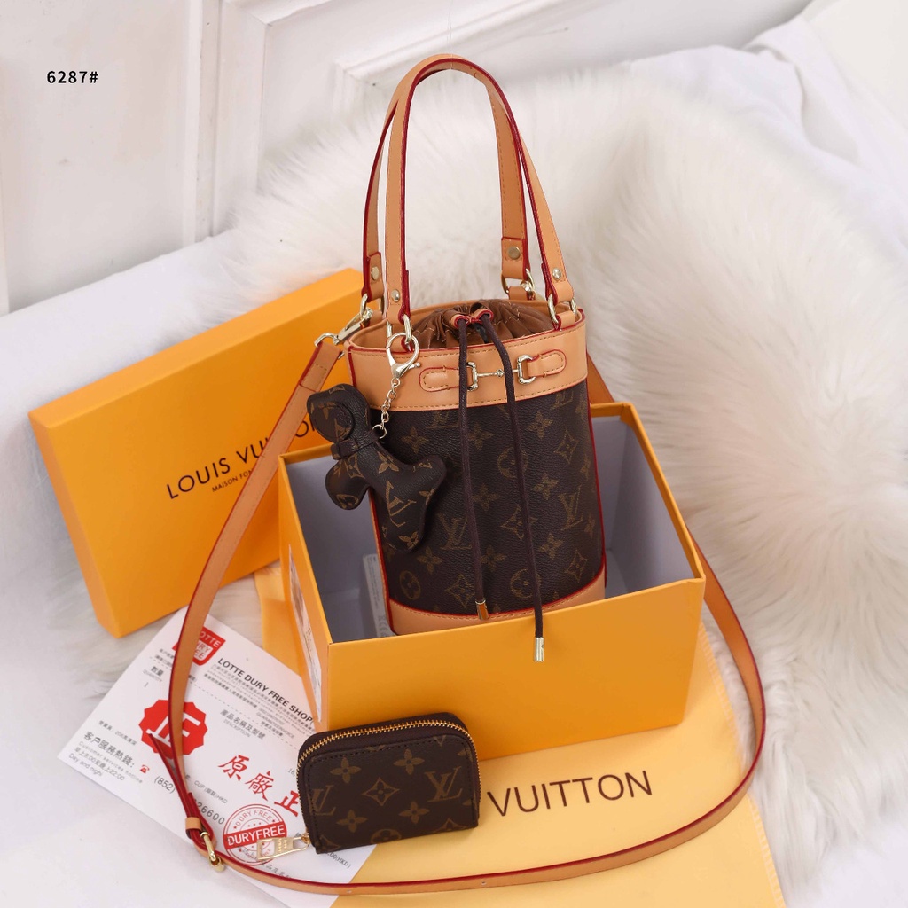 Mini Bucket Bag in Mono Classic #6287