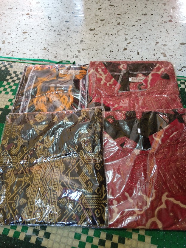 Atasan Batik Dolby Dolbi Dobby Doby Tenun Sutra Tulis Halus Katun Atbm Baron ,sarombit Atasan