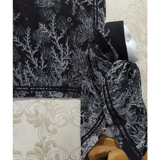 HIJAB VOAL MOTIF AKAR HITAM