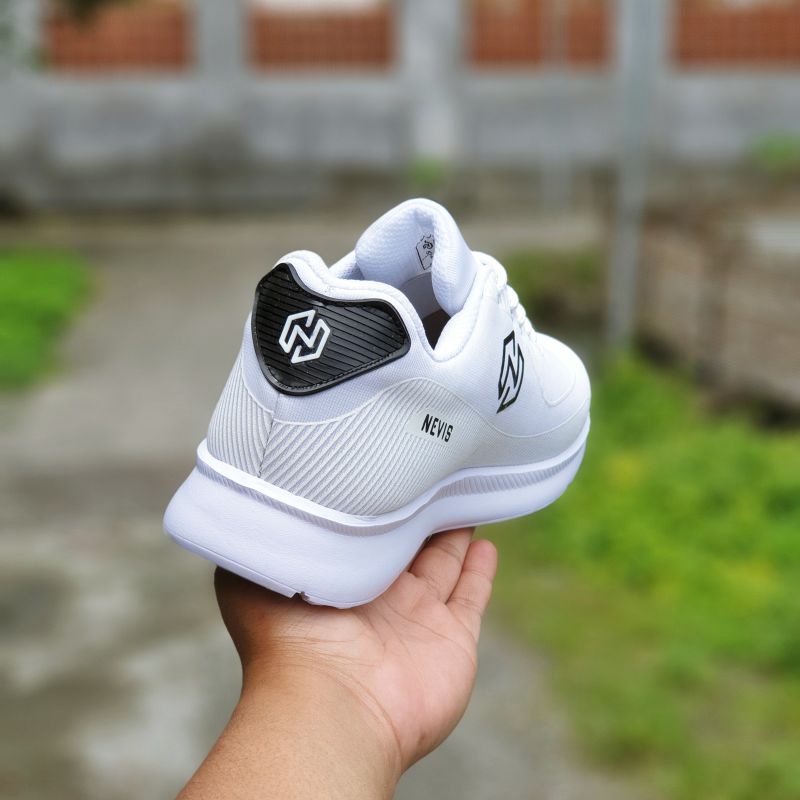Sepatu Pria Sneakers Nevis NVS 23 Sepatu Running Sport Lari Joging Gym Fitness Yoga Olahraga Full White Putih / Hitam Putih ORIGINAL