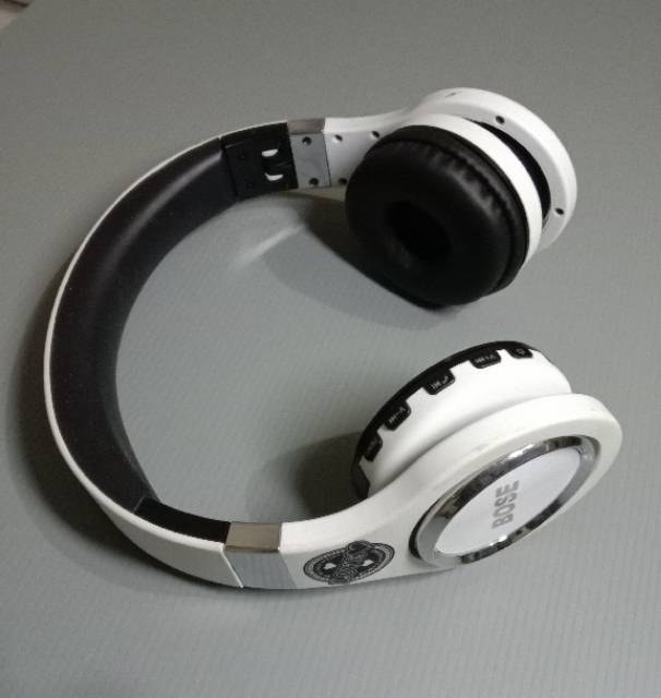 Headphone bluetooth