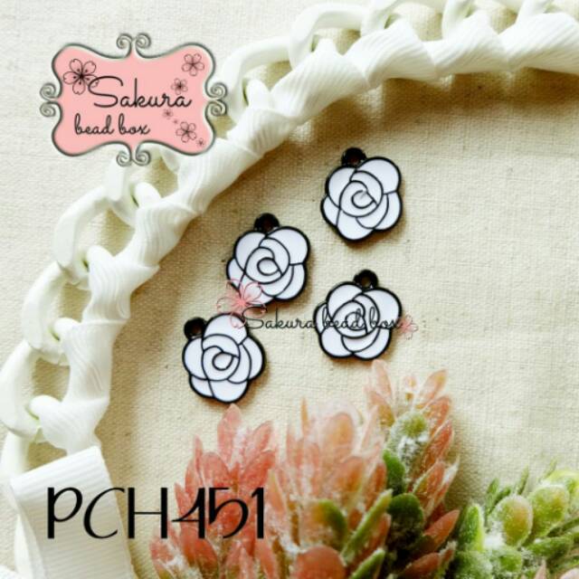 Bahan Aksesoris Gelang / Kalung Premium Charm Chanel Bunga Flower Black White