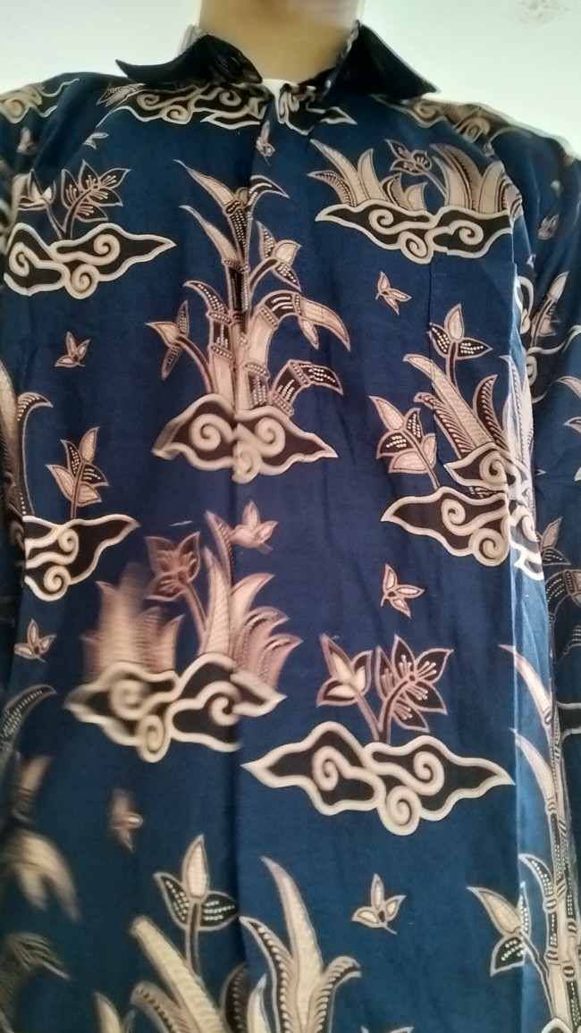 Batik Pria Lengan Panjang Batik Azmil Hrb026 Motif Mega Mendung Kode 002 Size M L Xl Xxl Reguler