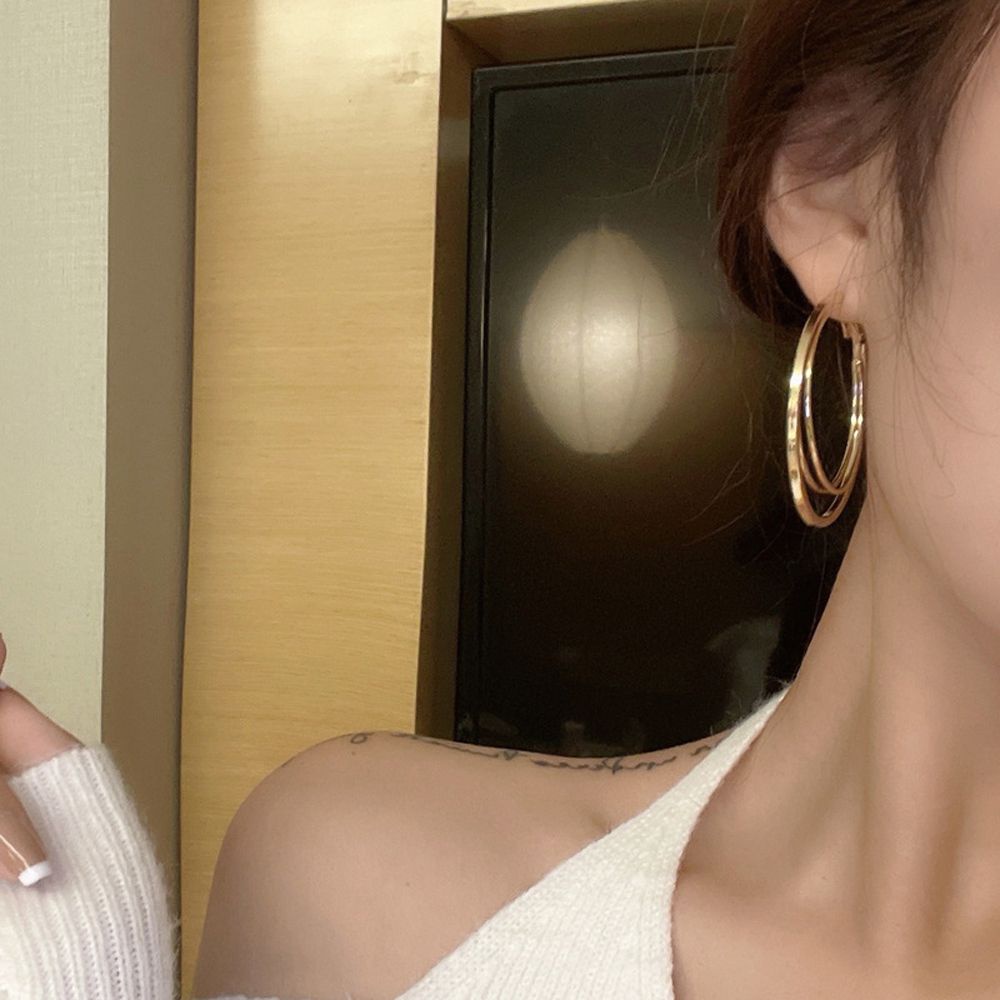 Needway  Geometric Korean Dangle Earrings Elegant Ear Jewelry Women Hoop Earrings Trendy Punk Large Pendent Exaggerate Vintage Round Stud Earrings/Multicolor