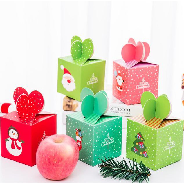 

KOTAK NATAL, BOX SOUVENIR KADO NATAL, KOTAK COOKIES COKELAT PERMEN