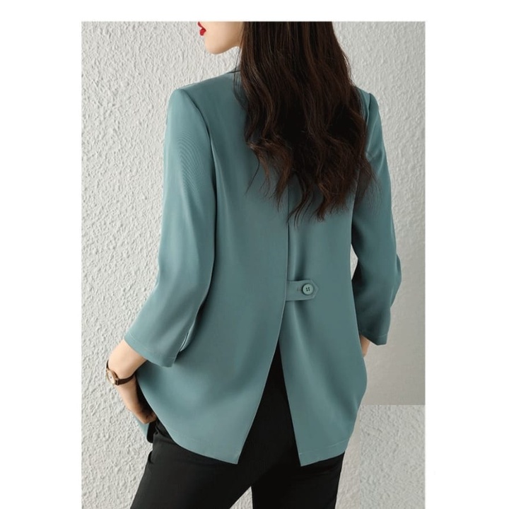 TERLARIS BLAZER WANITA MODEL KANCING BELAKANG BAHAN ITY CREPEE