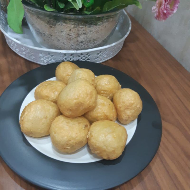 

Pempek Adaan