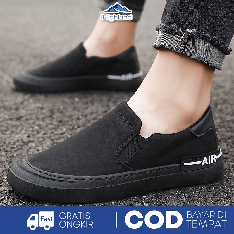 Highland Sepatu Slip On Pria Sepatu Santai Pria Casual Tanpa Tali Slop Sport MC105