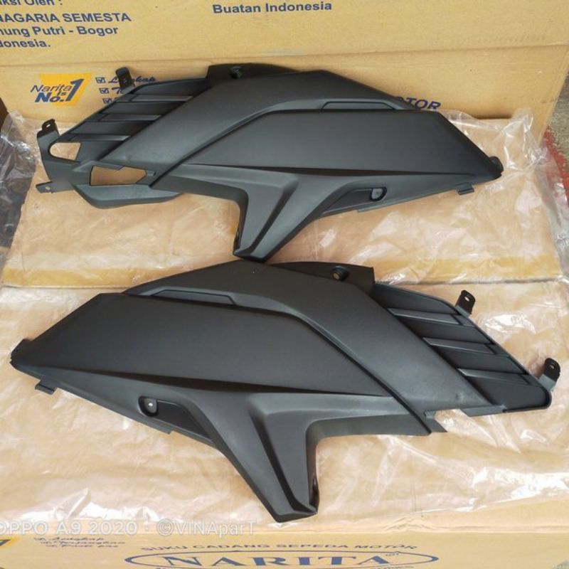 Smbungan body samping vario techno 110 karbu kvbn set kanan kiri non ori