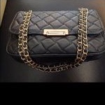 tas Sisley Sling good hardware