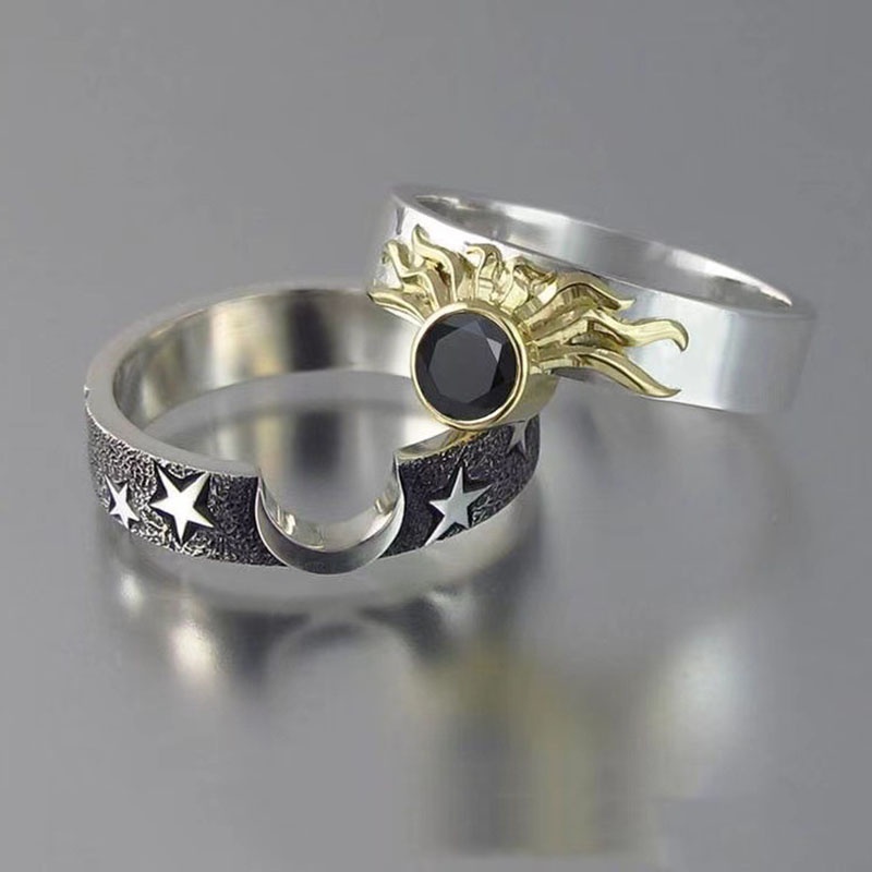 2pcs / Set Cincin Pasangan Adjustable Motif Matahari / Bulan Untuk Pria / Wanita