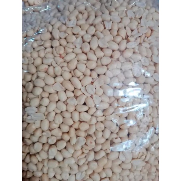 

KACANG TANAH KUPAS 1/2 KG