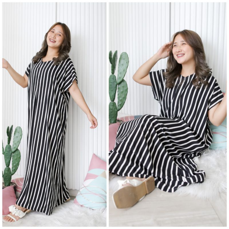 DASTER BUSUI SEMATA KAKI RAYON SUPER PREMIUM-Blackwhite