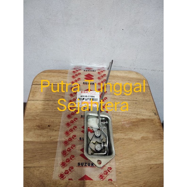 DoorLock Door Lock Bagasi Belakang Original Futura T120SS Mini Bus