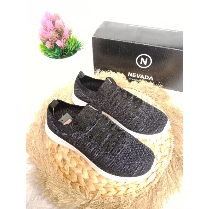Termurah Sepatu merk nevada uk. 37 ( YQ18bk)