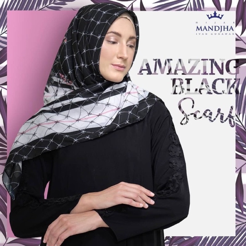 PL Hijab segi empat Mandjha Ivan Gunawan