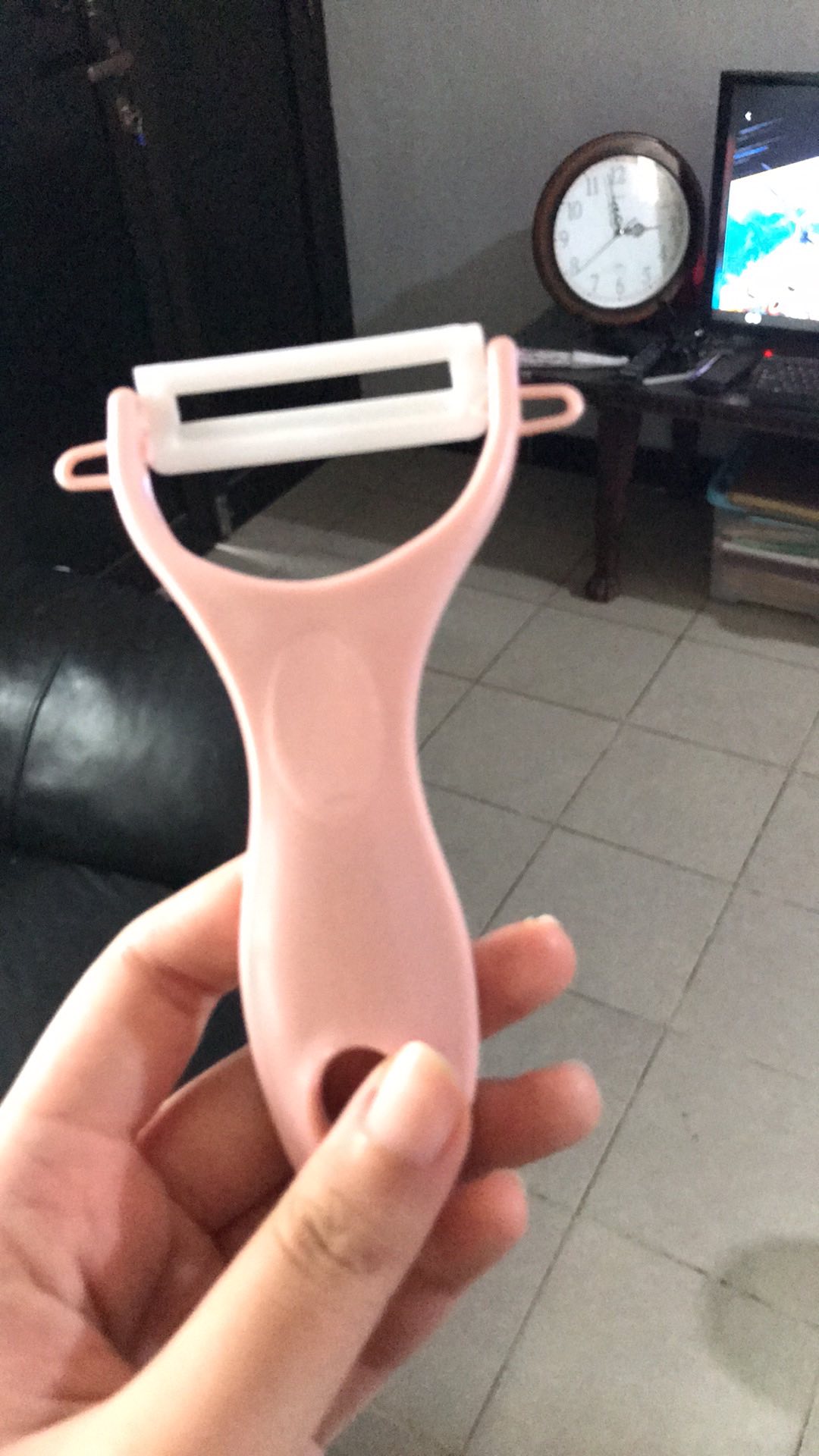 Mic Alat Pengupas Kulit Buah Wortel Apple Peeler Sederhana