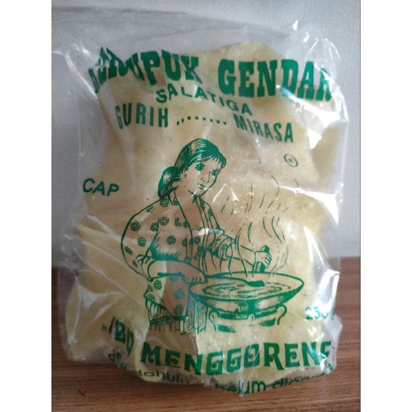 Kerupuk Gendar Salatiga Mirasa Cap Ibu Menggoreng