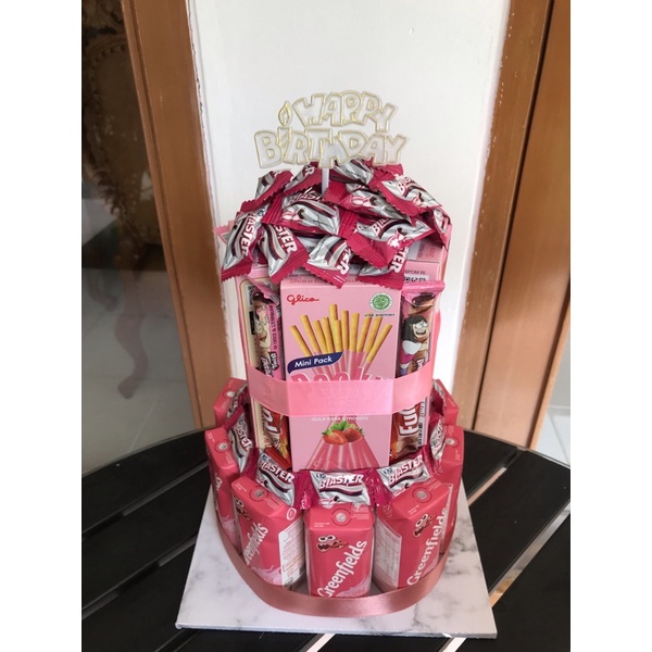 

Snack Tower / Tower kue snack Bogor/ snack coklat tower ulang tahun