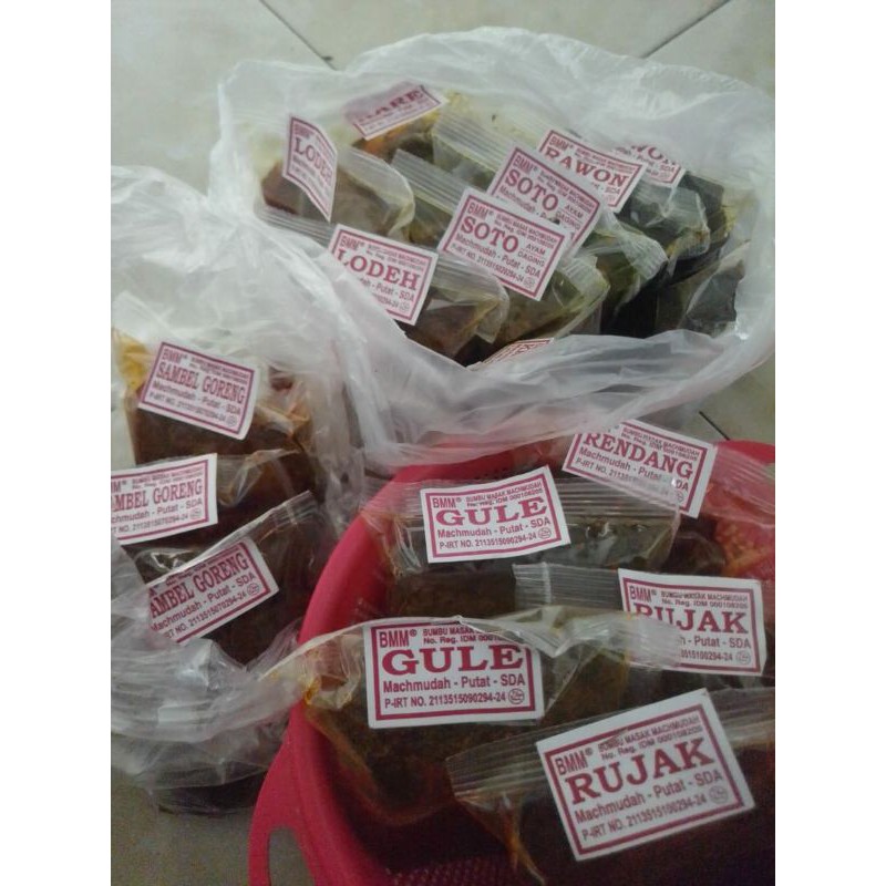 

bumbu machmudah 1/2kg (bali,rujak,rendang,rica dll)