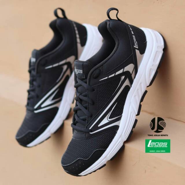SEPATU RUNNING LEGAS VELOCE LA U - BLACK SILVER WHITE