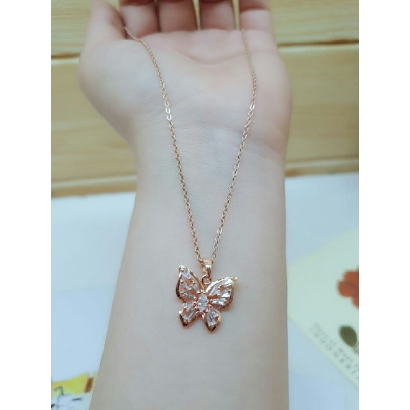 Kalung titanium liontin microdiamond kupu / kalung wanita liontin titanium microdiamond / rose gold