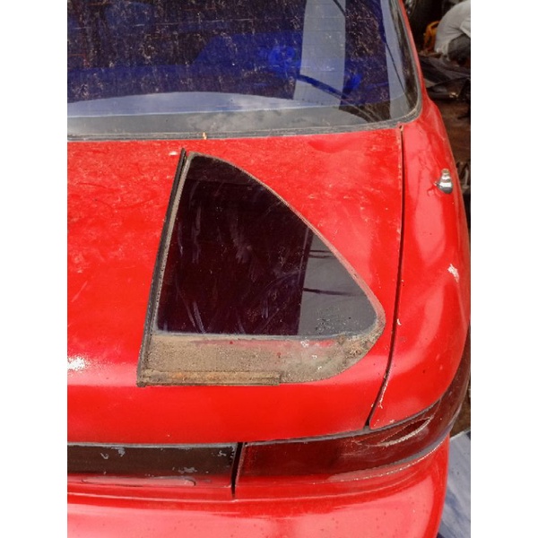 kaca segitiga kiri belakang timor