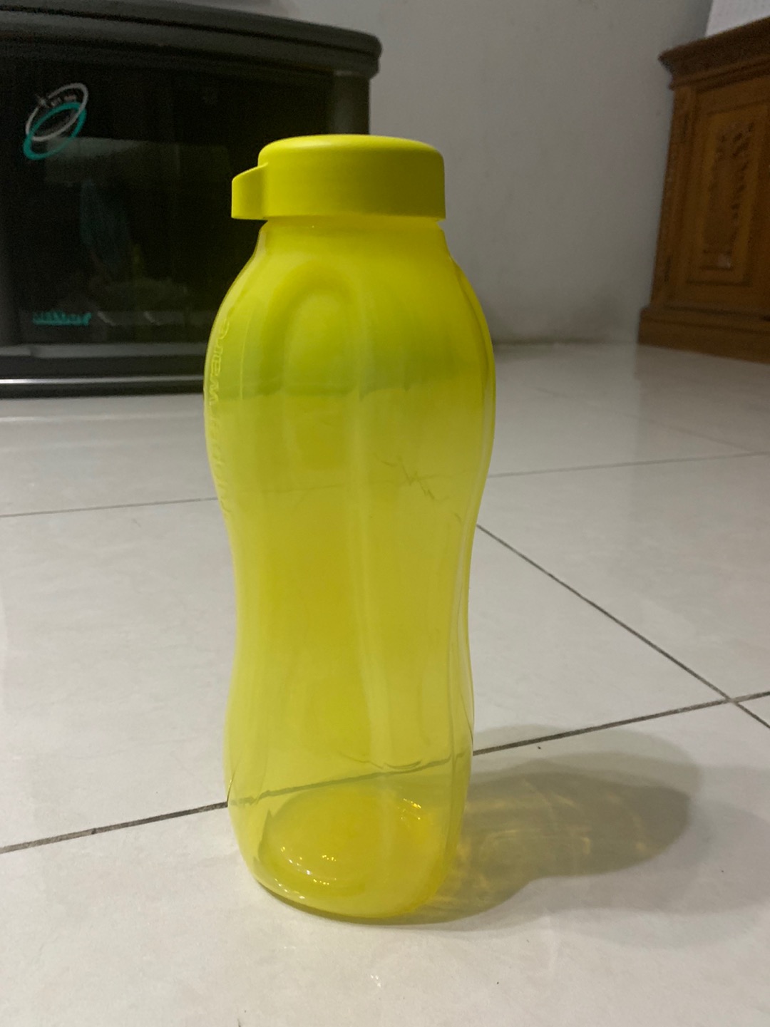 Promo Eksklusif Botol Minum Tupperware Eco Bottle 1,5 Liter Tutup Ulir Limied Edition Berkualitas