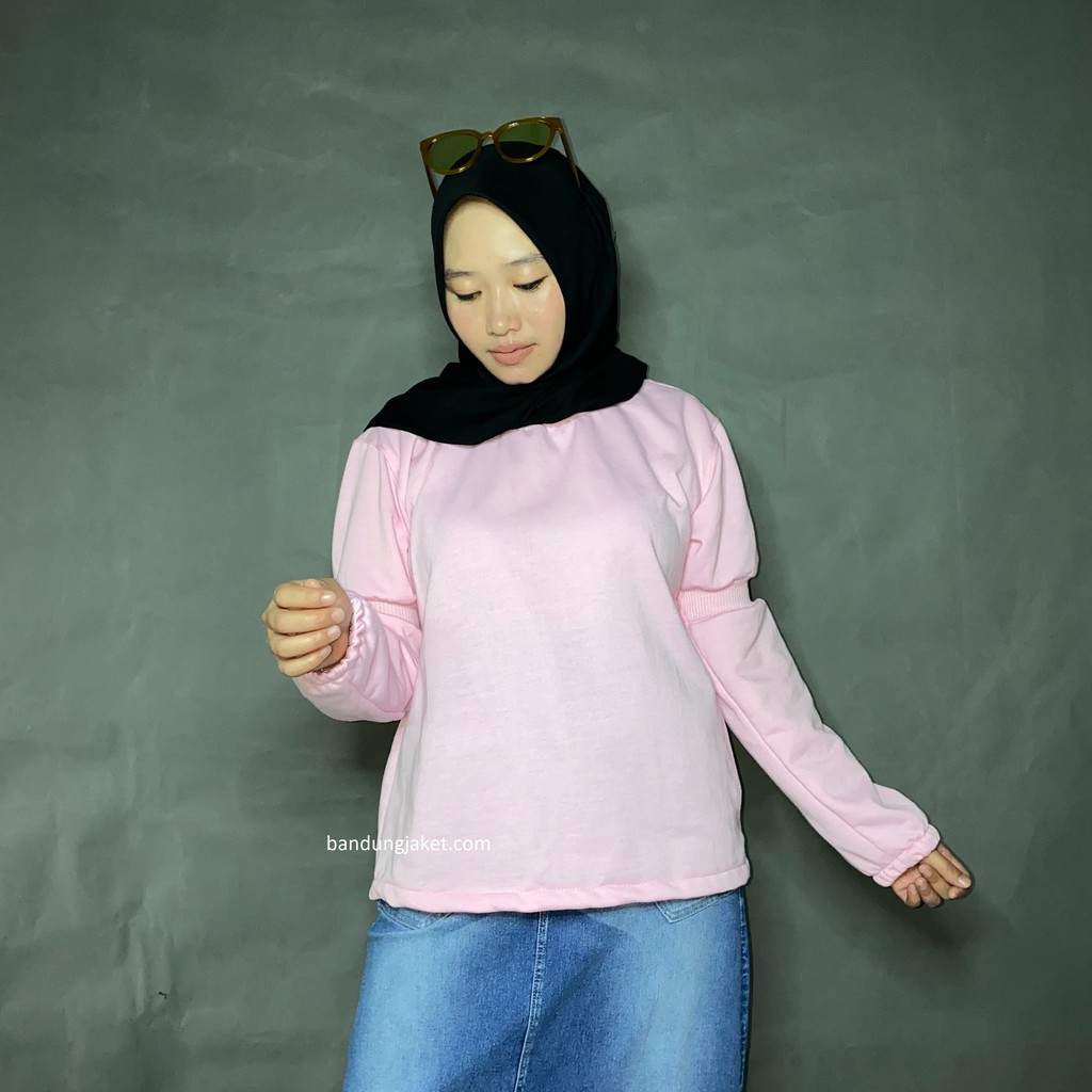 BASIC WRINKLE Rib SWEATER II Sweater Kerut Rib Wanita Zarra Terbaru