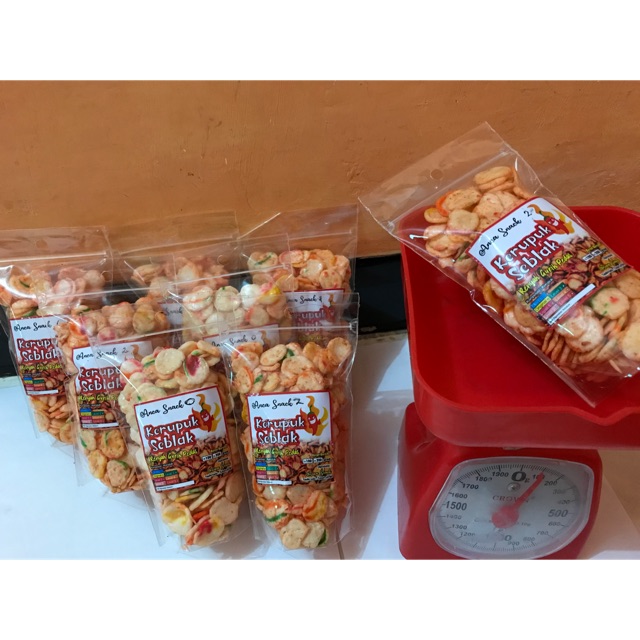 

KERUPUK SEBLAK