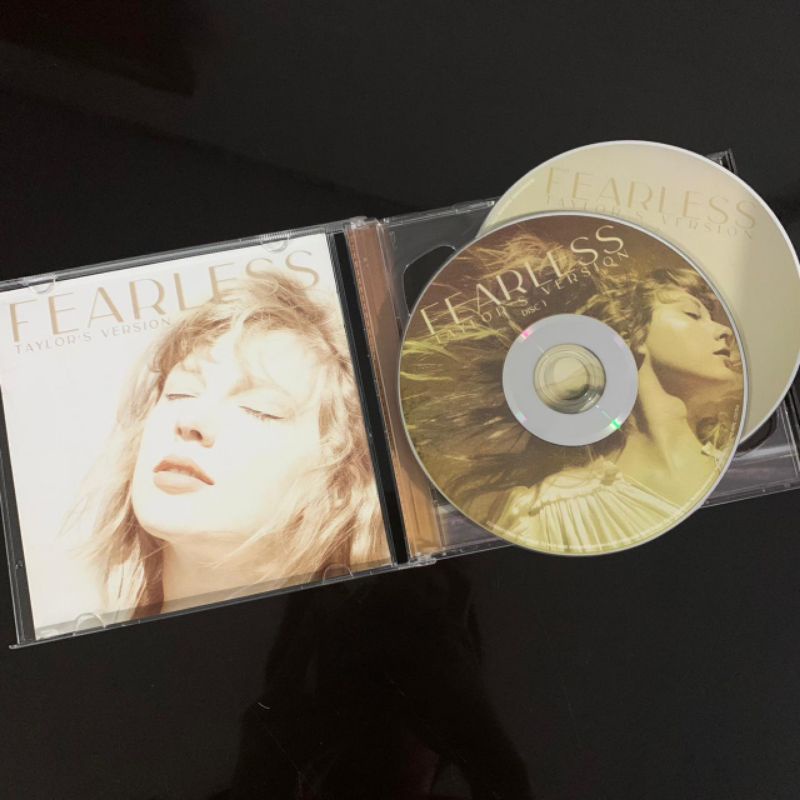 CD Taylor Swift Fearless Taylor's Version isi (2CD)