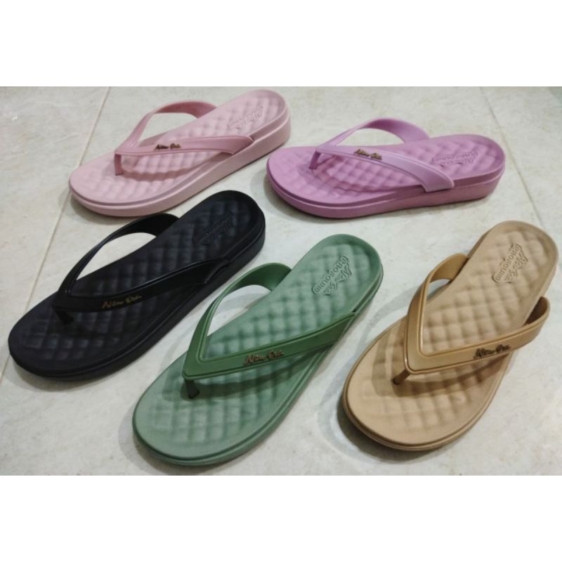 Sandal Jepit Wedges Karet Phylon NEW ERA