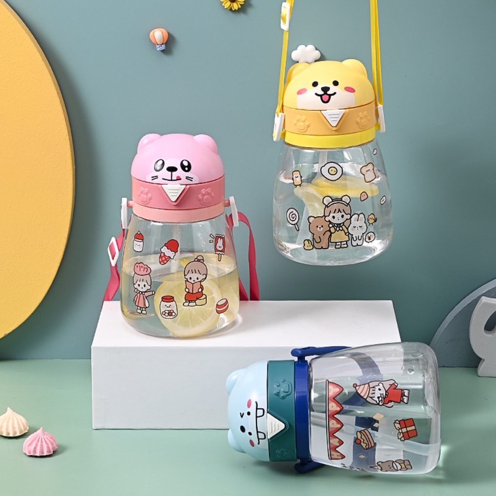 [SmallBell Shop]BOTOL MINUM ANAK KARAKTER LUCU 700ML / BOTOL MINUM IMPORT LUCU TEMPEL STIKER