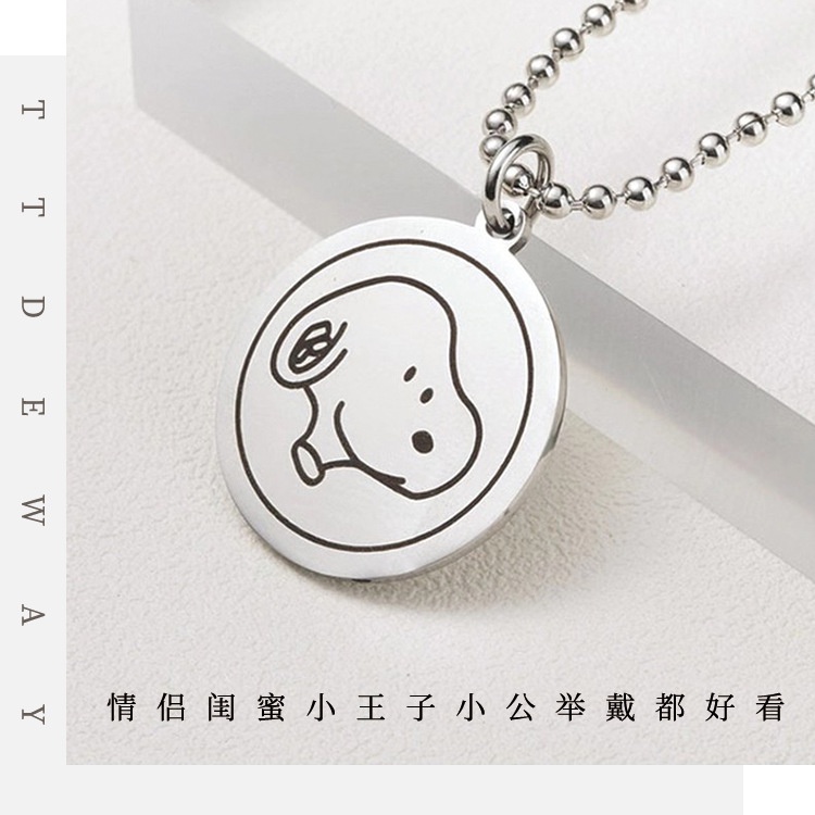 Kartun Snoopy kalung lucu gadis jantung Charlie bulat stainless steel kalung siswa perempuan pasanga