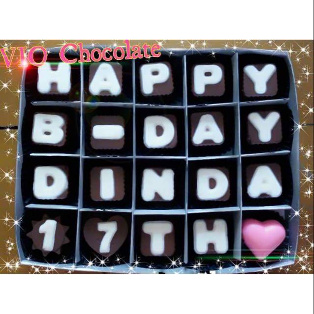 

Vio.Chocolate isi 20 / coklat praline sekat 20 / coklat custom bisa request kata2, warna & karakter